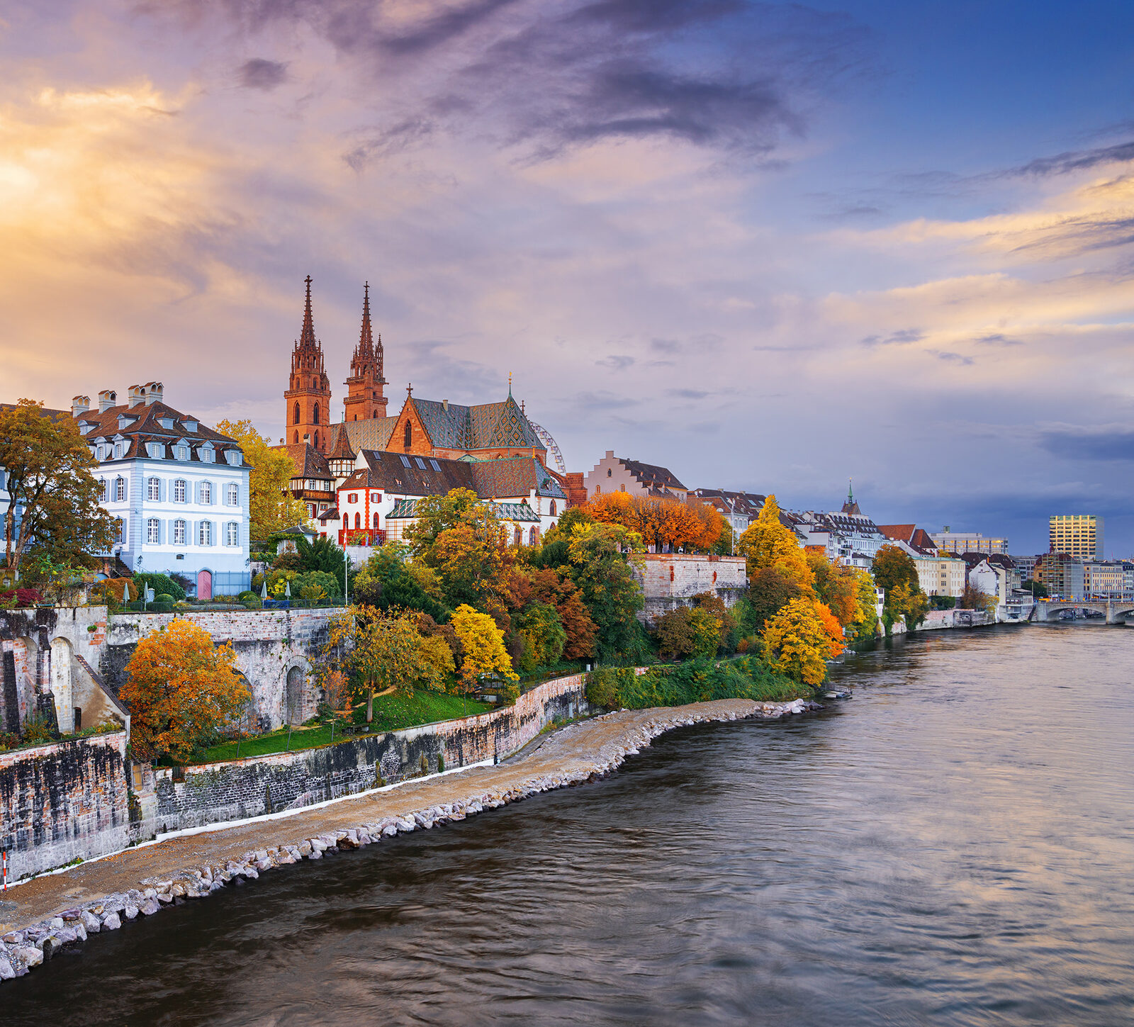 Basel – Altstadt und Rheinufer